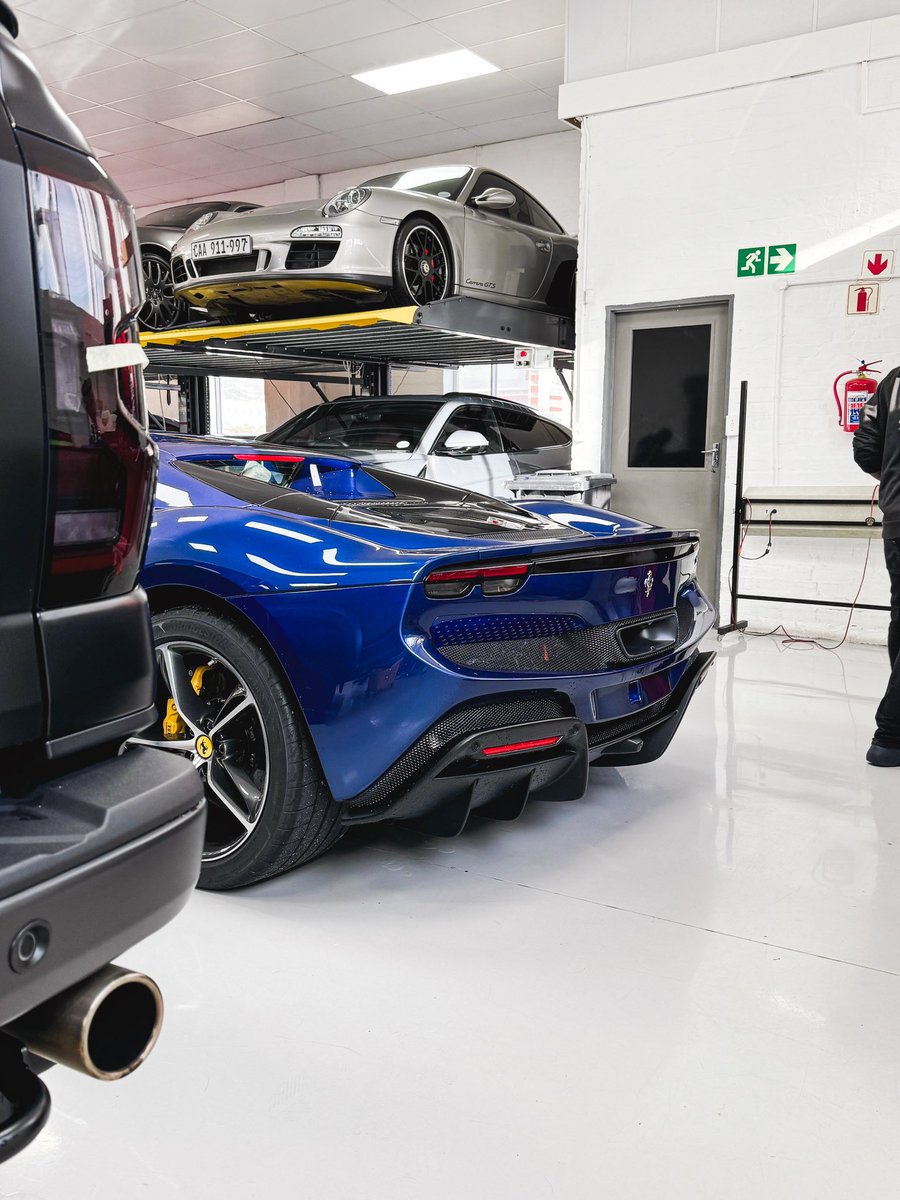 The Archive Automotive tweet media