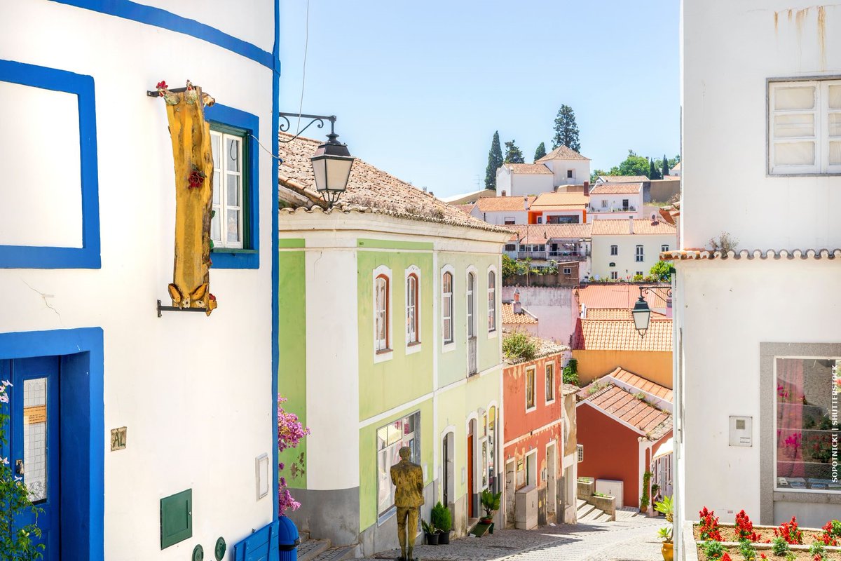 Ever dreamed of a peaceful life in the sun amidst rolling hills and lush landscapes? The Algarve's tranquil countryside might be just the haven you're looking for 👉🏻bit.ly/45oc8RH

#algarve #inlandtowns #algarvehomesales #silves
#monchique #saobrasdealportel #loule