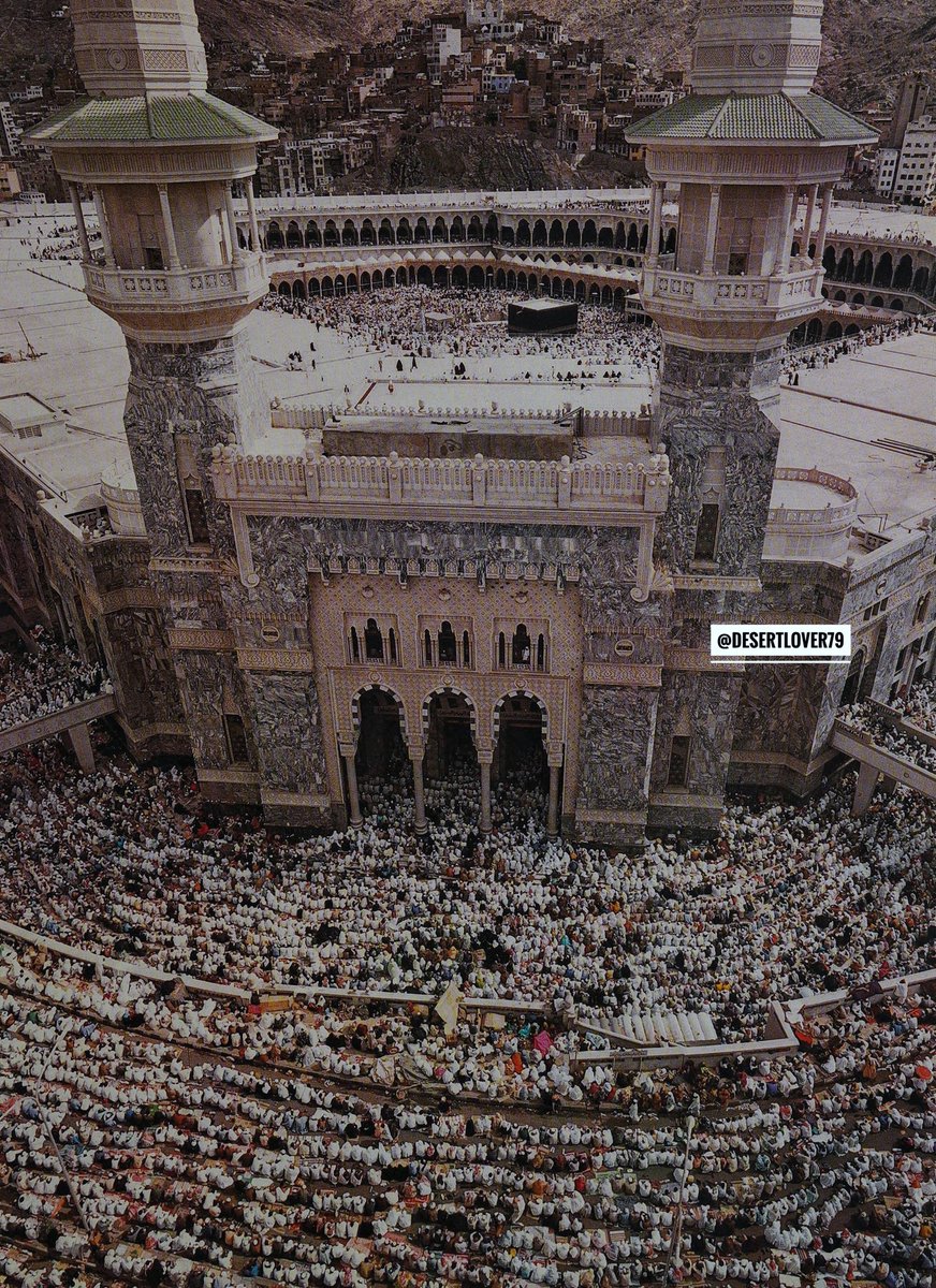 desertlover79's tweet photo. لقطات متنوعة لأحد مواسم الحج في السبعينيات الميلادية https://t.co/8Y6PEQbJDF