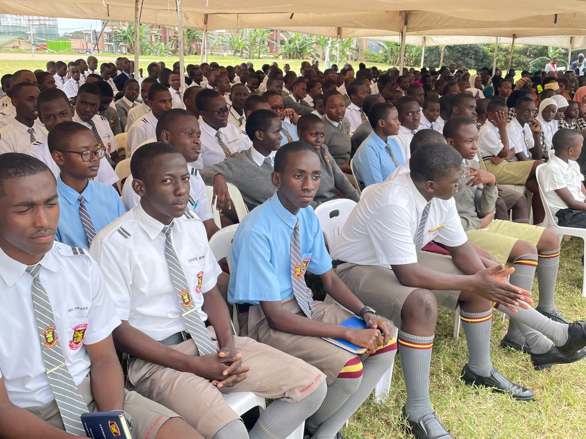 bruno_muhwezi's tweet photo. Today, we are celebrating the Buganda Environment Day Main celebrations at Mengo SS where the Katikiro of Buganda graced the event as the Chief Guest.

Am glad to be part of this day's event. 
#BugandaEnvironmentWeek 
#ClimateFinance #ClimateAction
#WorldEnvironmentDay‌ https://t.co/hhiEKjDpjf