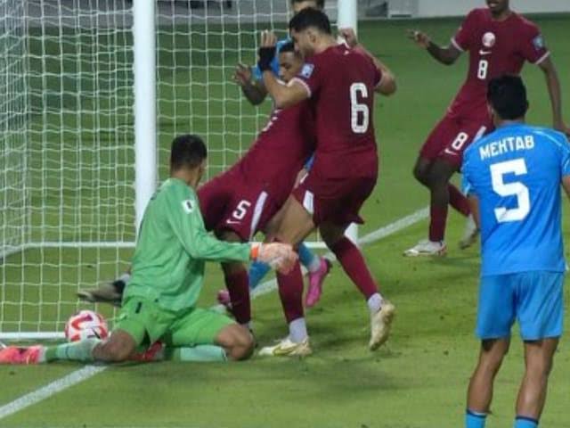 _animism___'s tweet photo. @FIFAWorldCup #Cheater @qatarairways @MOI_QatarEn @MofaQatar_EN @QNAEnglish cheater https://t.co/HNrGrjMo5T