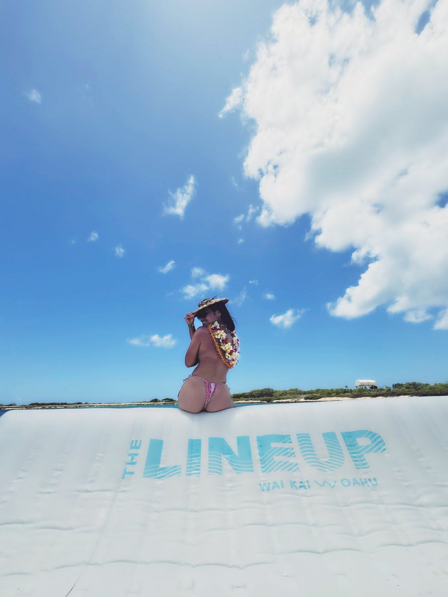 fiafiax3's tweet photo. The birthday pic I never got to post🙃🥳 https://t.co/S84434fNVA
