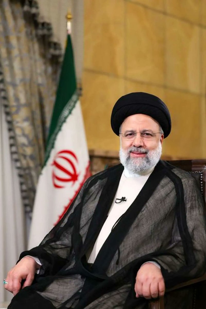 ZMynayy's tweet image. راستشو بگید اگه #شهید_رئیسی زنده بود بهش در دوره بعد رأی میدادید؟
#فکت