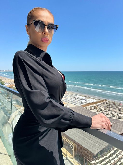 Hi https://t.co/4ufUrZG0SM<a href="/tag/fetish"class="tags"><span>#fetish</span></a><a href="/tag/boots"class="tags"><span>#boots</span></a><a href="/tag/findom"class="tags"><span>#findom</span></a><a href="/tag/cuckold"class="tags"><span>#cuckold</span></a><a href="/tag/livechat"class="tags"><span>#livechat</span></a><a href="/tag/bootsfetish"class="tags"><span>#bootsfetish</span></a>