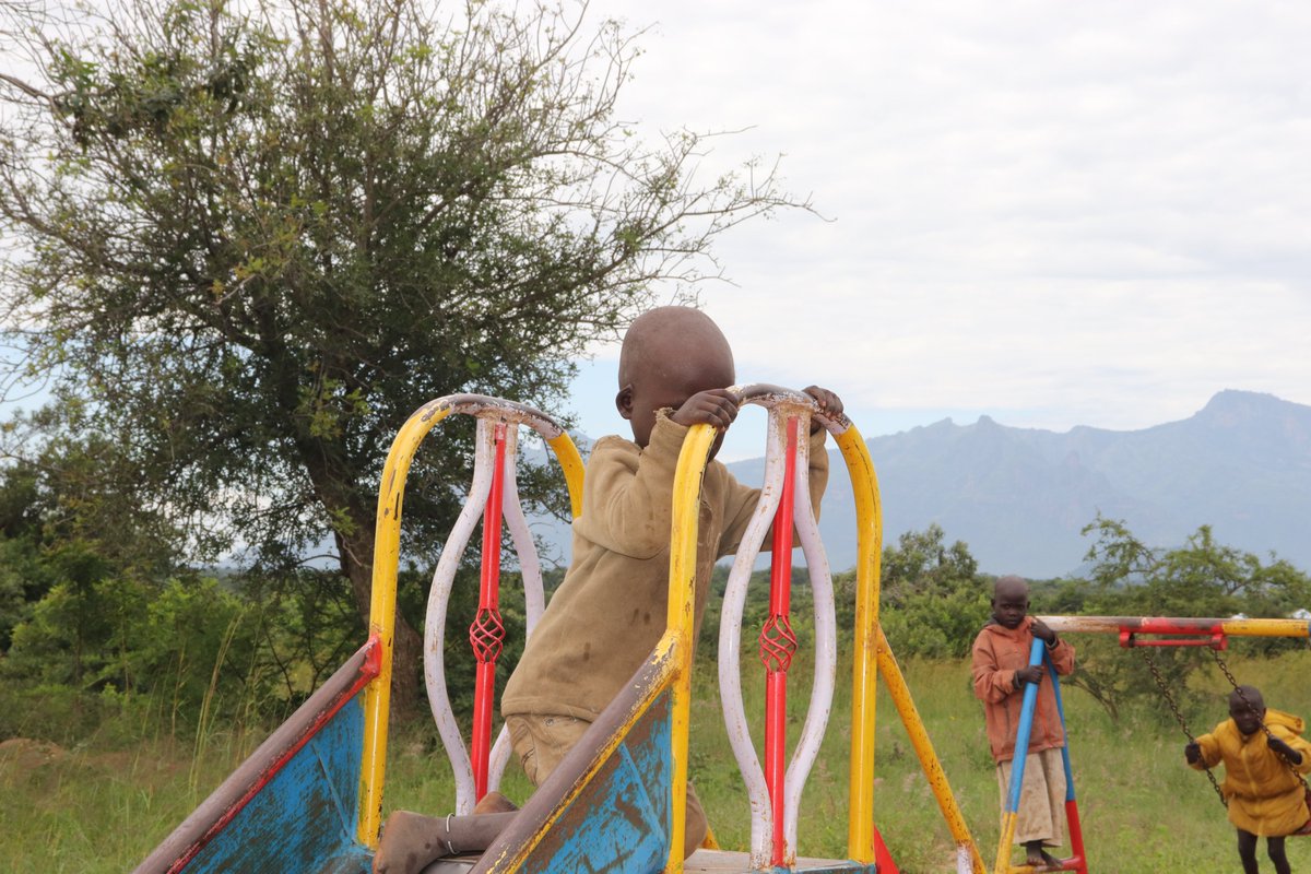 ewad_uganda's tweet photo. 1/ 5We join Uganda and the rest of the world to mark the world day against child labour.  It is saddening that many children are still victims to child labour. 
We encourage everybody to take actions to end this vice. #TogetherAgainstChildLabour https://t.co/46cJ4jEz3m