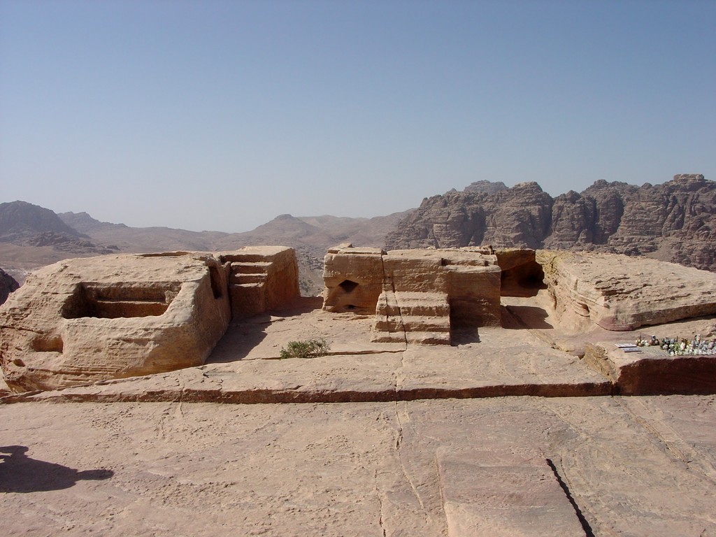 AdjayeAssoc's tweet image. A unifying element of the Abrahamic Family House is the plinth and garden elevating the three houses of worship. Found in almost all religions is this idea of elevation, of reaching to the skies and approaching divinity by moving away from the ground plane of the earth.