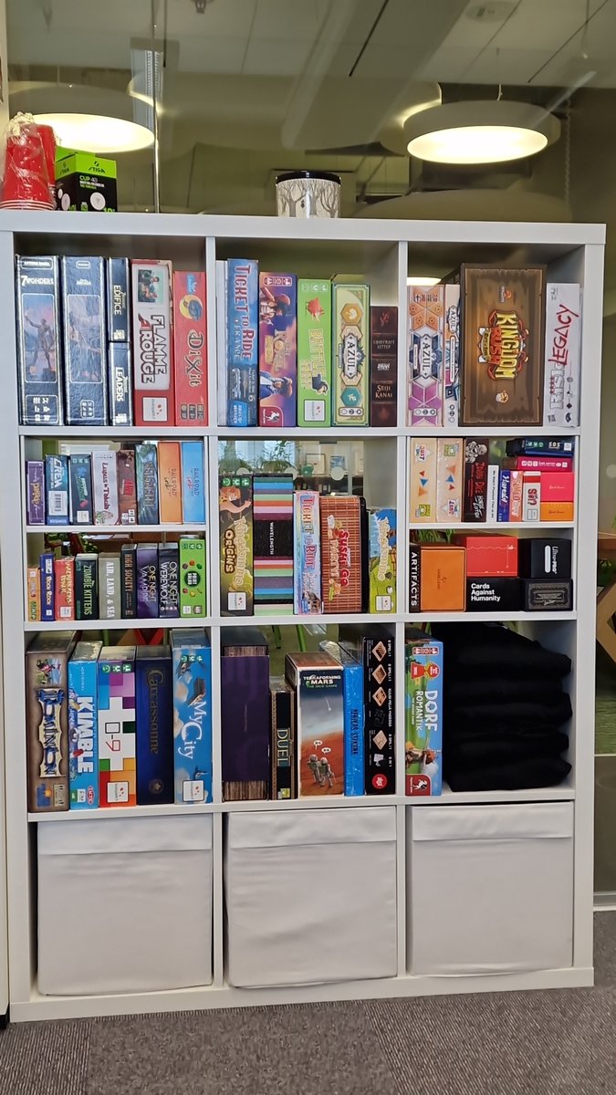 Our official summer party is in full swing and the whole team has gathered together! 🌞🍹

We'll celebrate with some sauna, jacuzzi and fierce gaming sessions. It's time to soak up the summer vibes! 🏰🔥