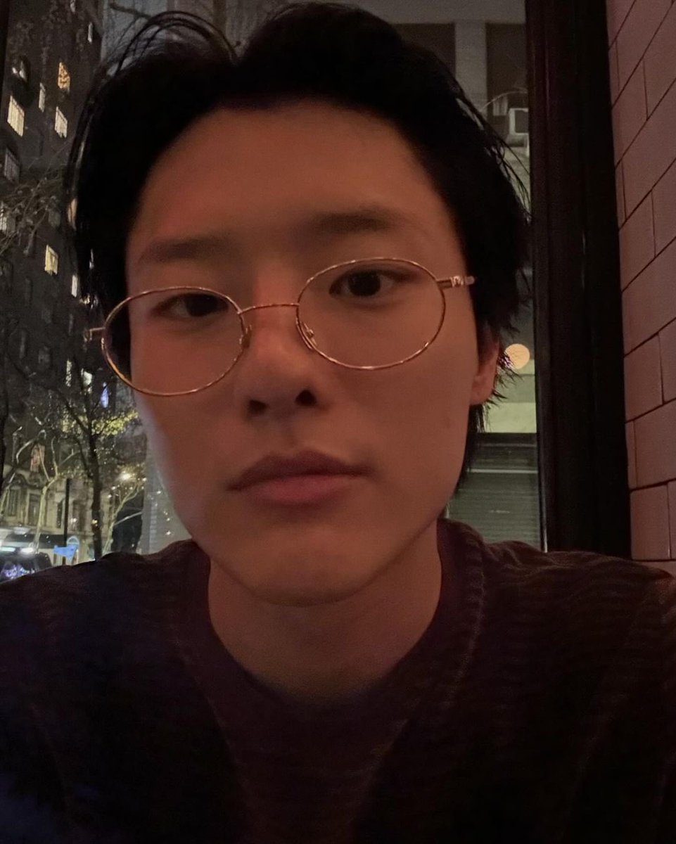 chsngynz's tweet photo. bOYFRIEND https://t.co/8i7a1Rx82i