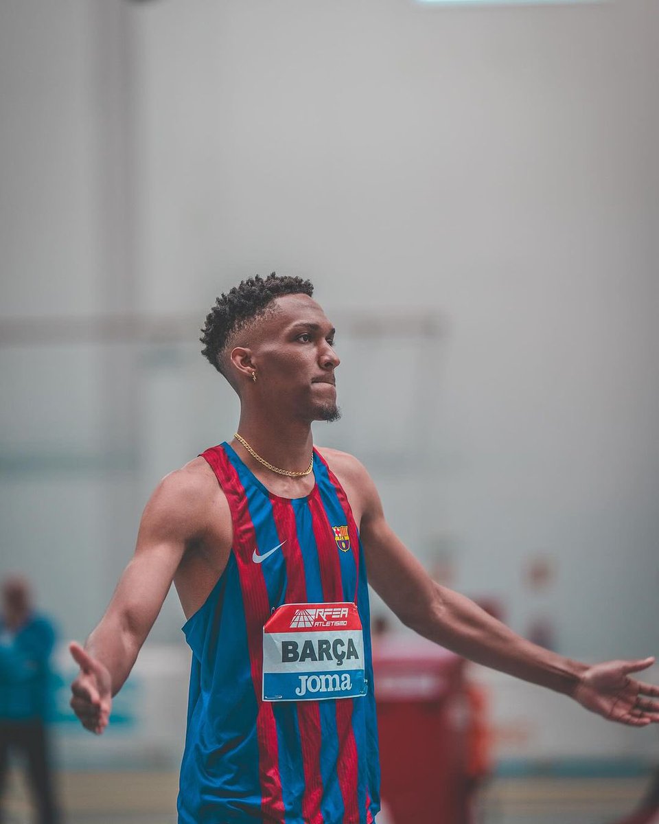 FCBarcelona_es's tweet photo. 🥇¡Nuestro atleta 𝐉𝐨𝐫𝐝𝐚𝐧 𝐃𝐢́𝐚𝐳, con una marca de 18,18 metros, logró el oro en triple salto en el Europeo de Roma y firmó la tercera mejor marca mundial de la historia con récord de España incluido! 

👏 ¡Enhorabuena! 💙❤️ https://t.co/EfdL5NzgzR