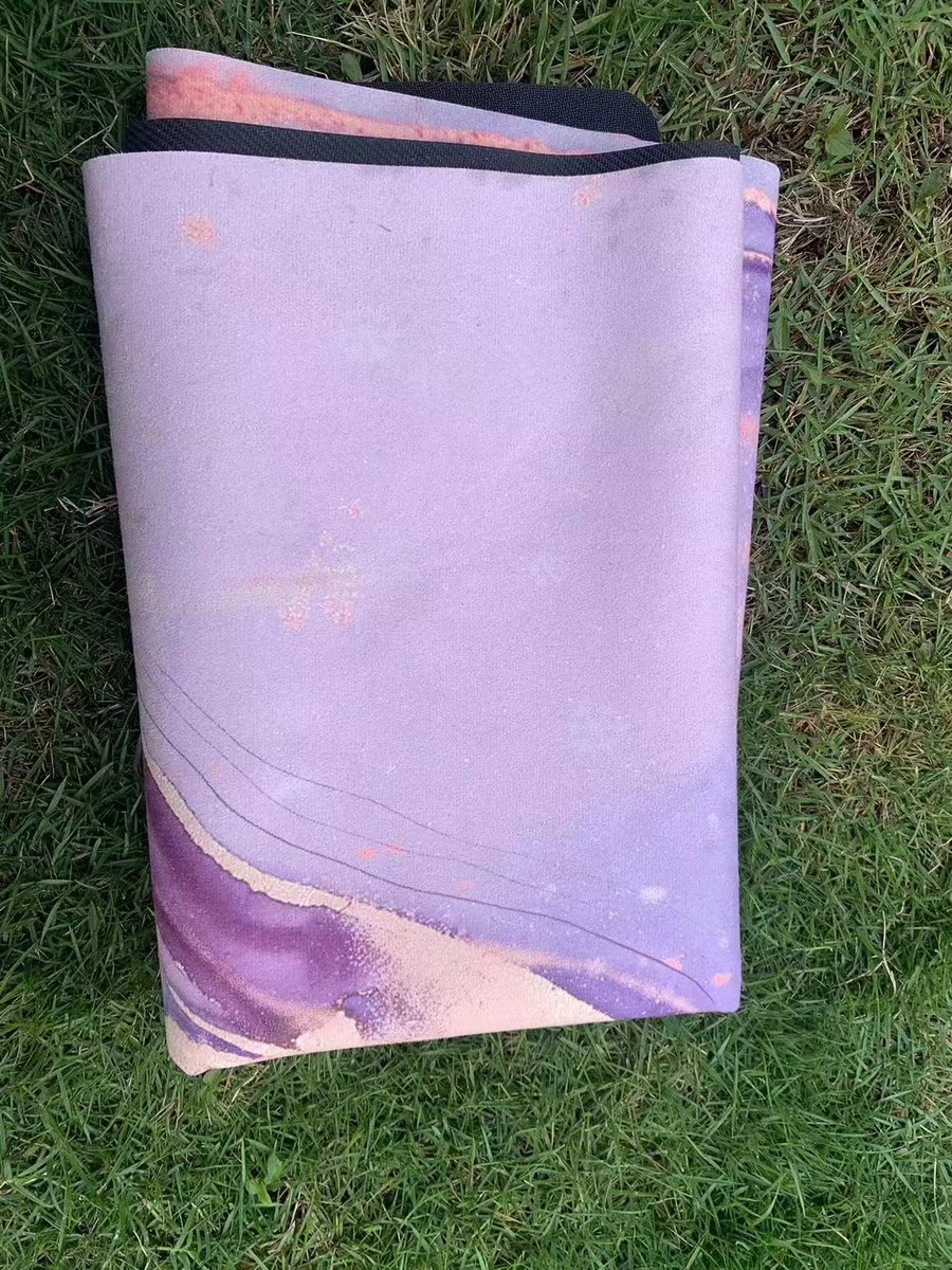 LiliSanlyn's tweet image. Portable outdoor yoga mat.
#yoga #yogamat #yogabusiness #yogapilates #supplier #manufacturer