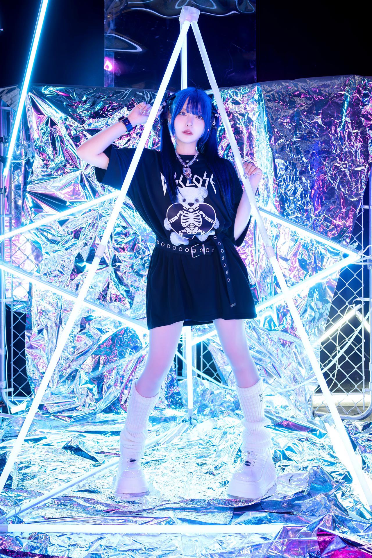 LISTEN FLAVOR　リッスンフレーバー　スケルトンベア スタッズビッグTシャツ 【WHITE】 スケルトンベア スタッズビッグTシャツ 【WHITE】｜LISTEN