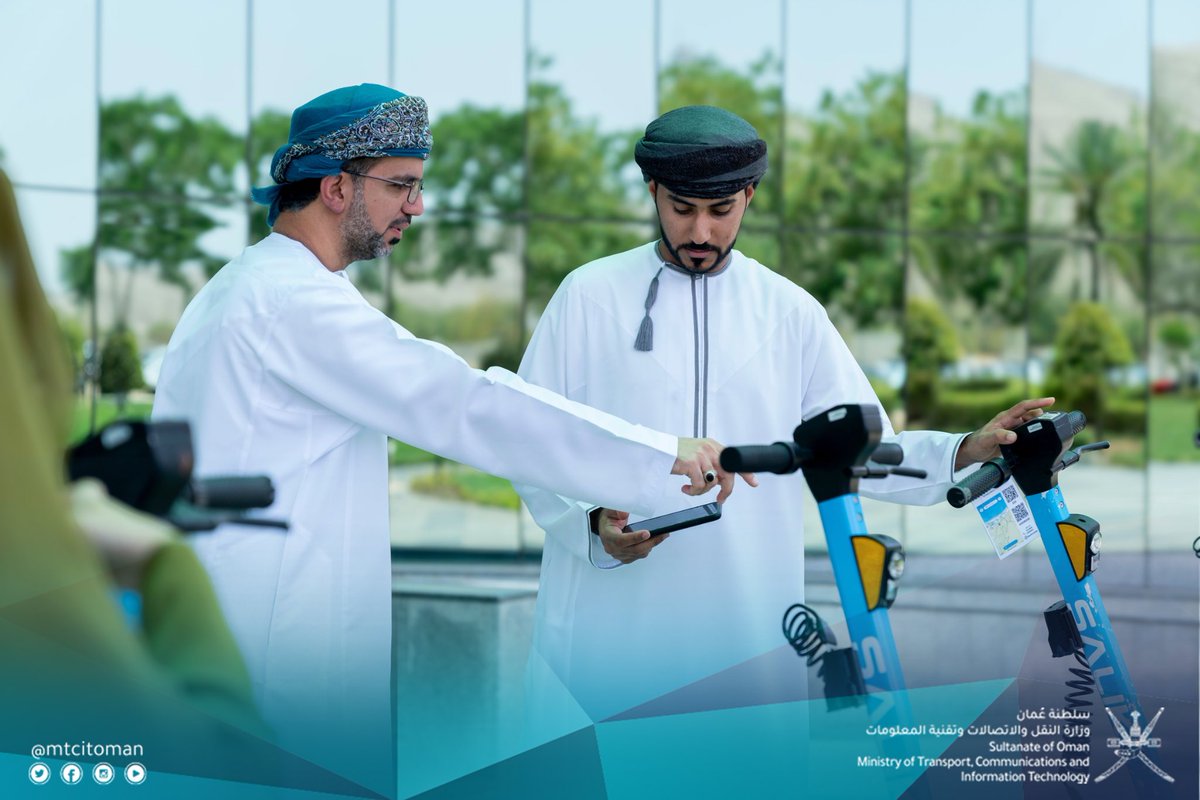 mtcitoman's tweet photo. أطلقت وزارة النقل والاتصالات وتقنية المعلومات بالتعاون مع واحة المعرفة مسقط الذراع التقني لمدائن، تجربة "خدمة التنقل الذكي باستخدام السكوترات الكهربائية" التي تنفذها الشركة العمانية (سالك)… 

للمزيد 👇🏻
https://t.co/Xs8EAv2E7v https://t.co/A1bn1Judkn