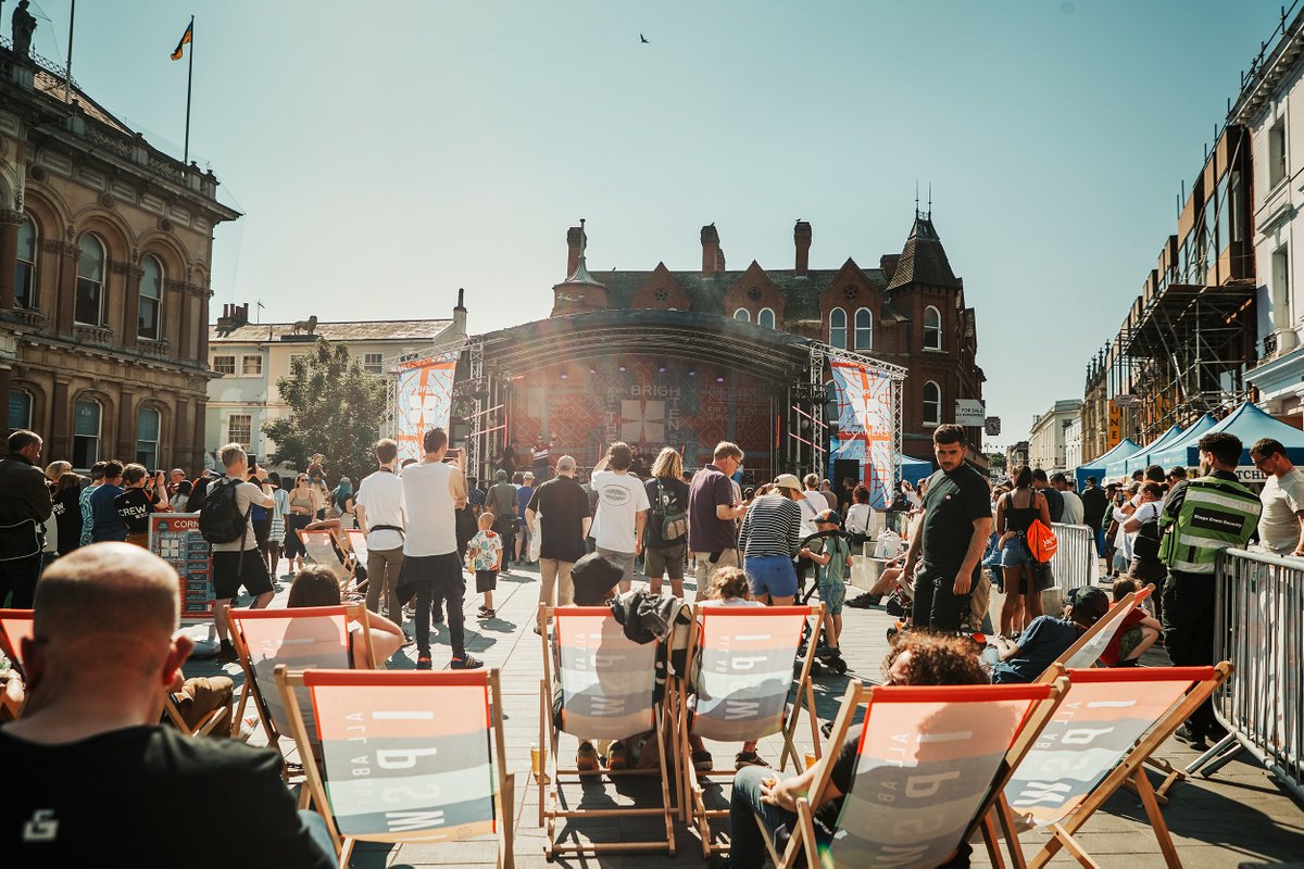 UniofSuffolk's tweet photo. Brighten The Corners is taking place this weekend – have you got your tickets? 🎟️

The multi-venue festival sees 70+ acts head to Ipswich for a weekend showcasing the best of emerging music. Find out more: https://t.co/fdkoB8O0wJ

@BTCIpswich #HelloSuffolk #UniOfSuffolk 🎶 https://t.co/mxPEzETcsW