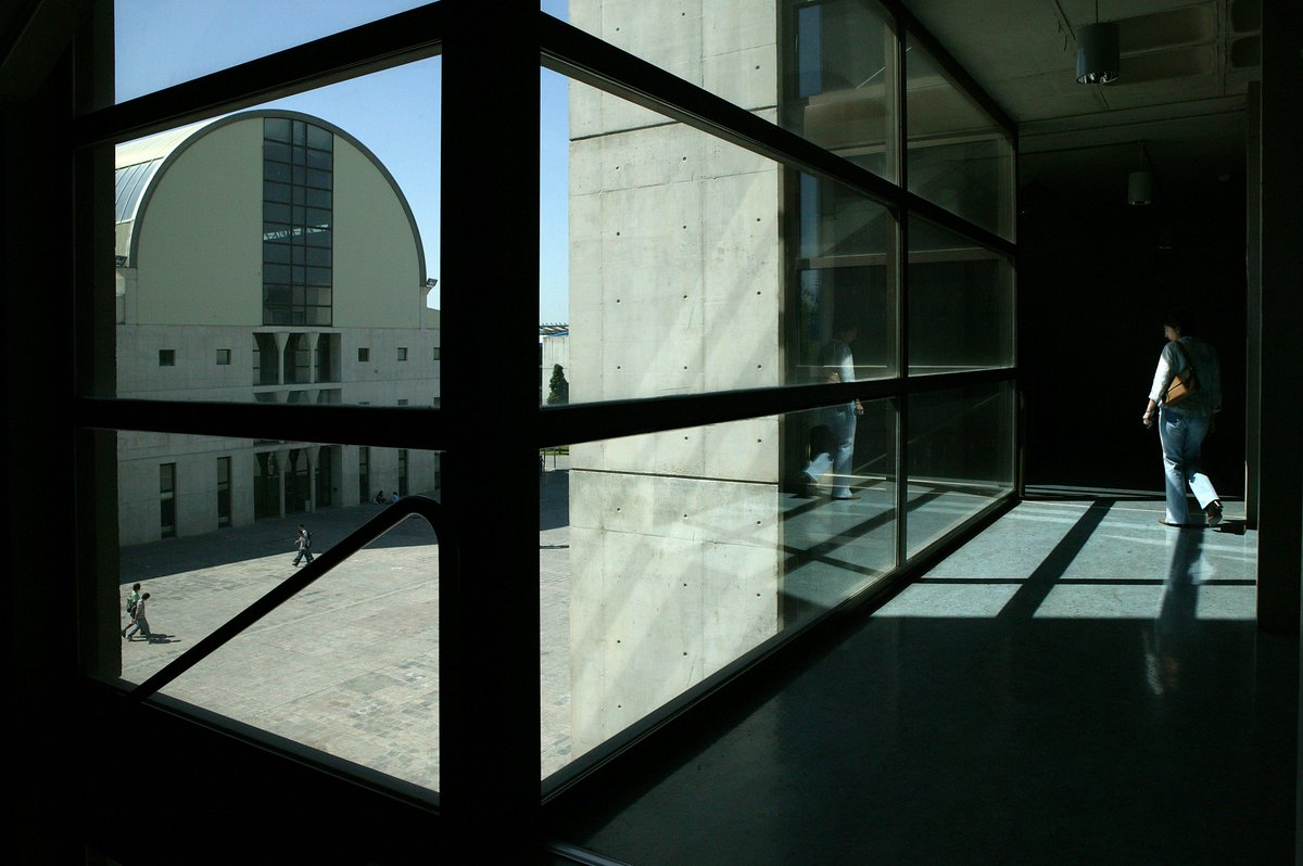 .<a href="/gob_na/">Gobierno de Navarra</a> autoriza que la <a href="/UNavarra/">UPNA - Universidad</a> imparta tres nuevos másteres sobre ciberseguridad, biotecnología y economía circular

▶ En 2024-2025, la última en colaboración con las universidades de <a href="/UdL_info/">Universitat de Lleida (UdL)</a>, <a href="/unirioja/">Universidad de La Rioja</a> y <a href="/unizar/">Universidad Zaragoza</a> en <a href="/CampusIberus/">Campus Iberus</a>
#SesiónGob_na

navarra.es/es/-/nota-pren…