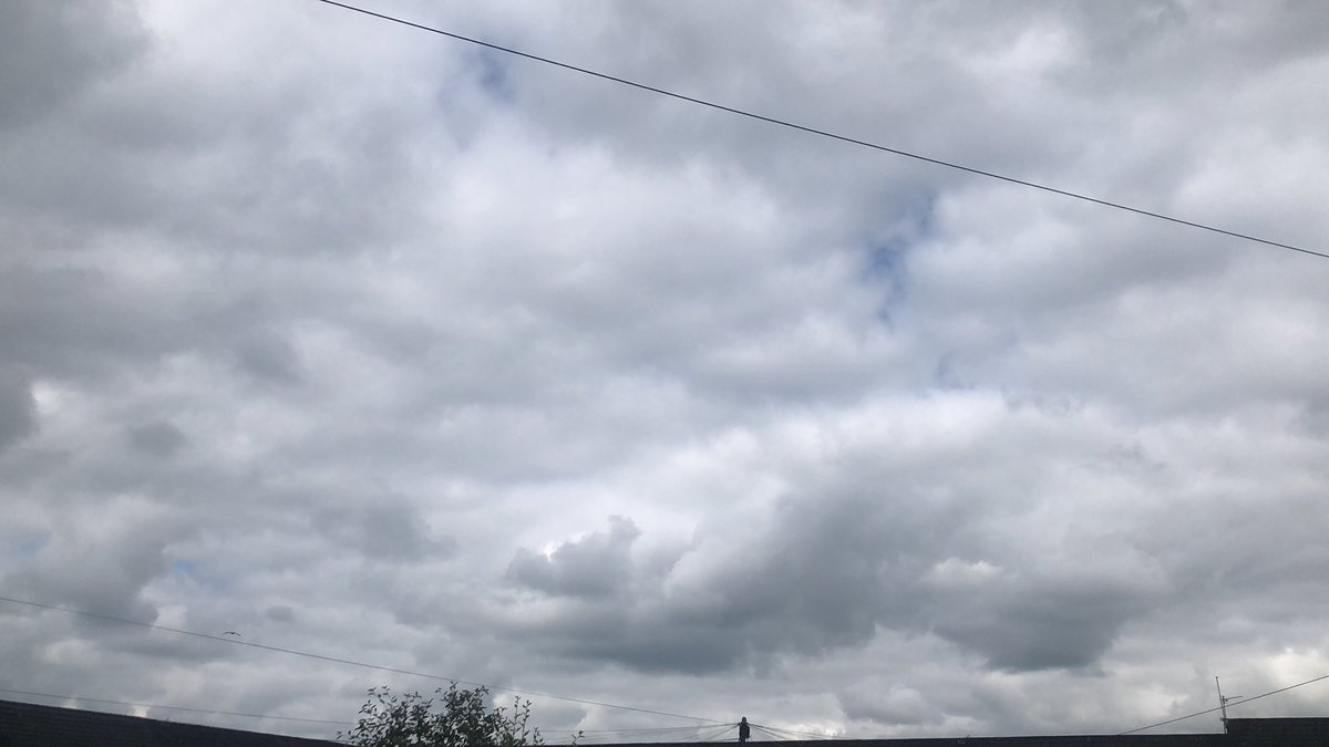 IonisedSkyWatch's tweet photo. June 12th 2024 Glasgow, Vitamin D is Pure #Unobtanium these days! #Climatescam #Dimming #Geoengineering #health #ecocide #genocide #famine #NoFarmersNoFood #ClimateModification #NWO #Agenda2030 #ParisClimateAgreement #ArrestBillGates #SaveTheCumulus ☁️
#BILLGATESISBONDVILLAINno1 https://t.co/wBHSMVf9cV
