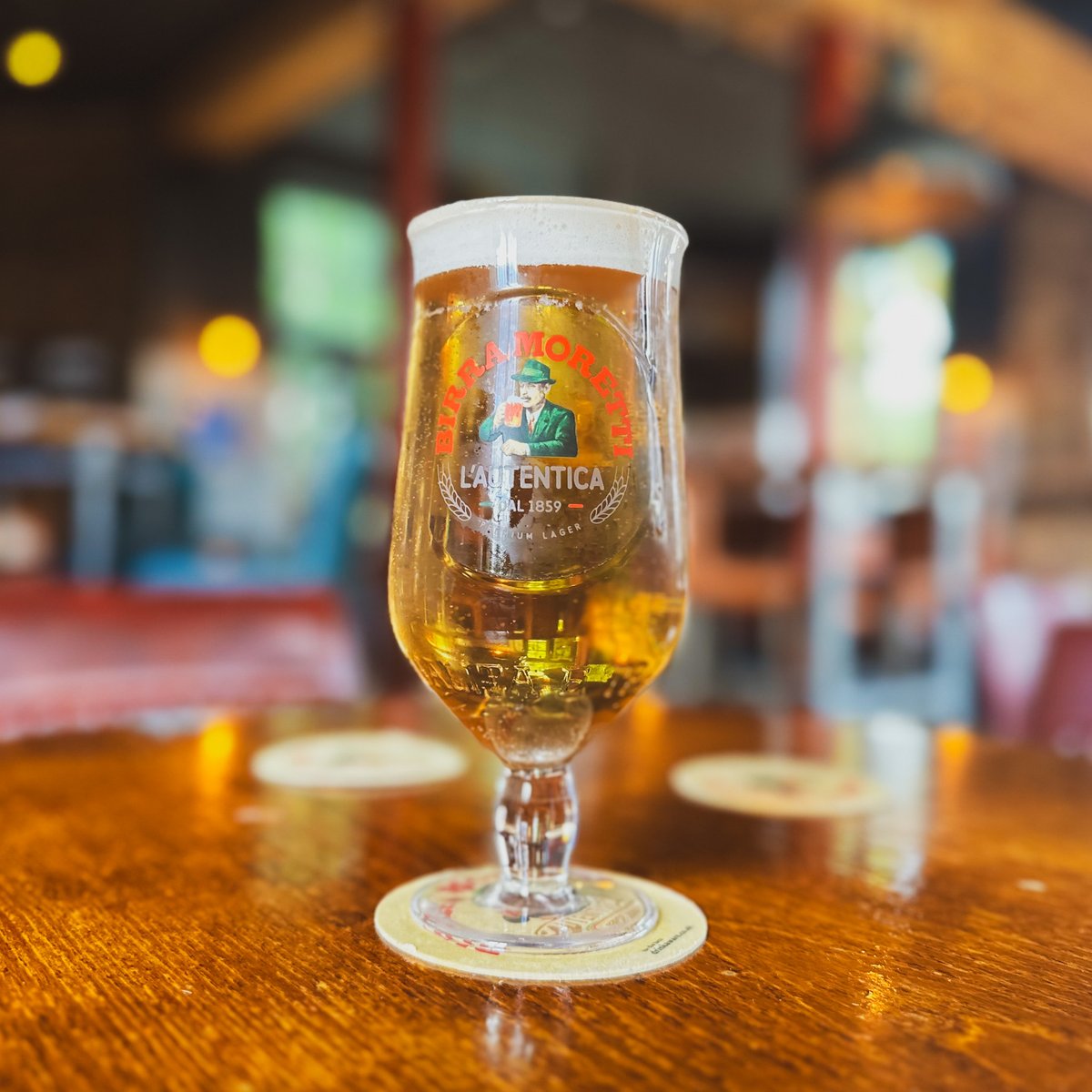 arnosarms's tweet photo. POV: You're a hardworking Dad sitting down with your FREE pint of Birra Moretti this Father's Day.

You've just had a scrumptious Sunday Roast with the family &amp; now you're settling in to watch England in their first Euros Match of '24

Where else could you be than the Arnos Arms? https://t.co/zgV0iP5QHY