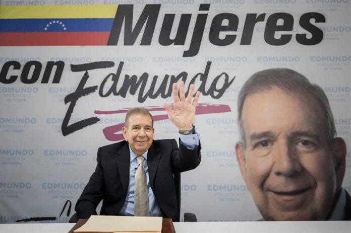 ¿Por qué las venezolanas apoyan a <a href="/EdmundoGU/">Edmundo González</a> ?

Las abuelas porque quieren estar de nuevo con sus hijos y nietos

Las madres porque quieren un futuro para sus hijos

Las jóvenes porque quieren vivir en un país de oportunidades.

Las lideres sociales porque quieren un cambio.