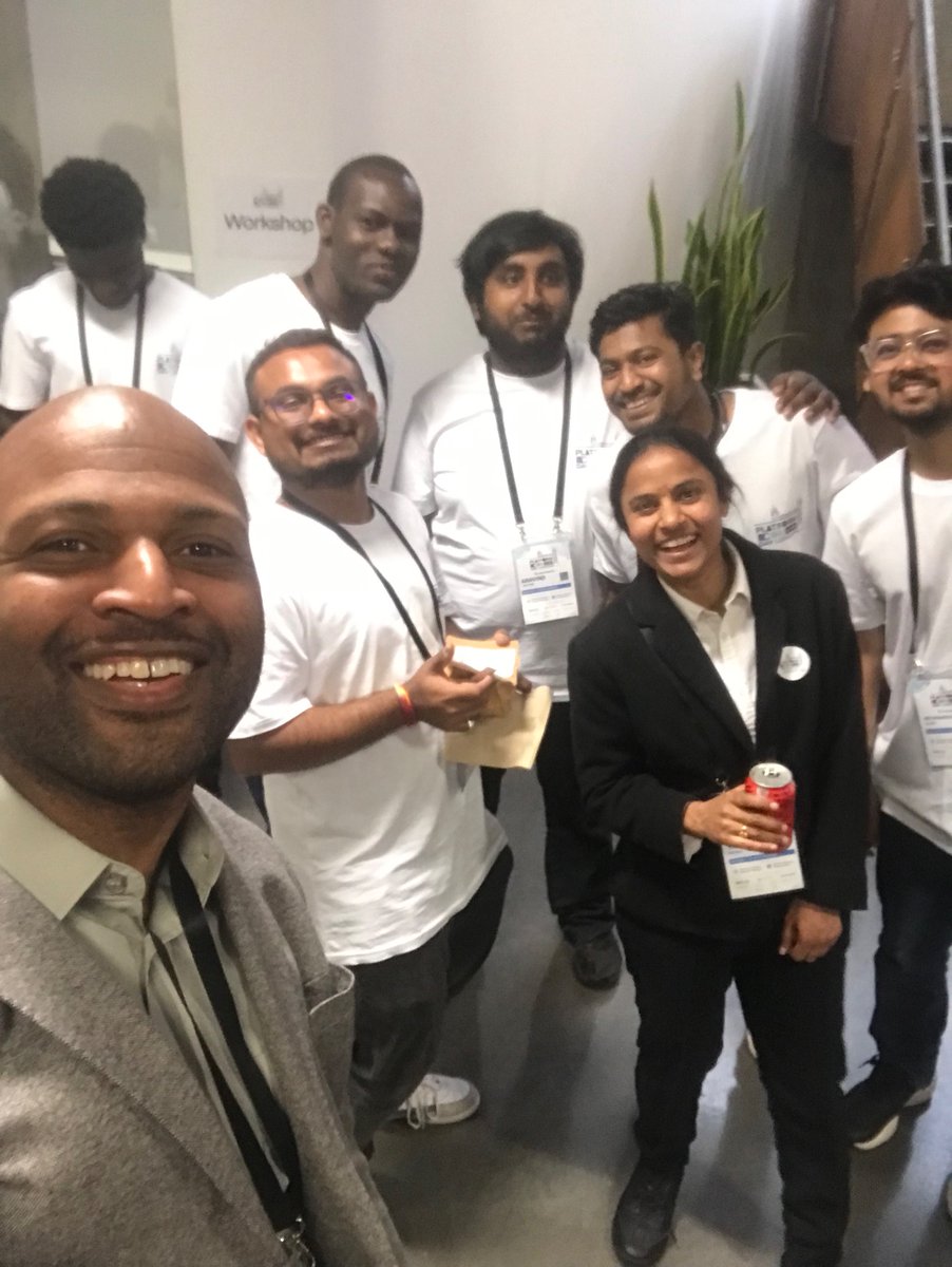 HaloedPayload's tweet image. The magnificent seven… my student volunteers  from University of Hertfordshire helping out as crew at #PlatformCon2024 in London today…