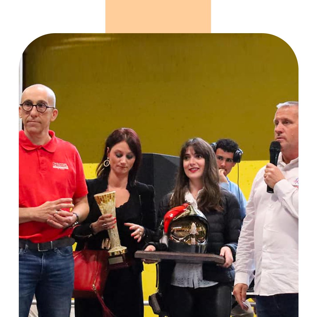 Cette année encore, la MNSPF est partenaire de l'Association de #Football des Sapeurs-Pompiers de France et sponsorise le trophée du #Fairplay ! 👏🏼à l'équipe du <a href="/sdis25/">Sapeurs-pompiers du Doubs Officiel</a> qui a remporté le casque du franc-jeu lors du 33° Championnat de Football N2 à Bourges