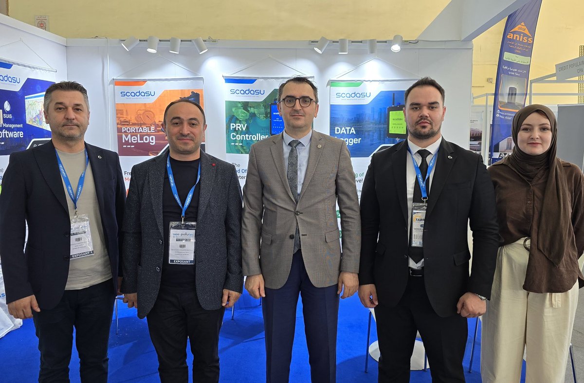 scadasu's tweet photo. Cezayir Büyükelçiliği Ticaret Müşaviri  Sayın Mehmet Emin Yiğitbaşı'nın standımızı ziyaret etmesi, bizim için büyük bir onur ve memnuniyet kaynağı oldu.
 
Scadasu ürünlerinin yakın zamanda Cezayir'de de kullanılmaya başlanacak olması için ilk adımlarımızı atmış bulunuyoruz. https://t.co/w6lQX2krHR