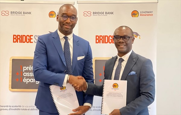 finance_sika's tweet photo. #CotedIvoire - @BridgeBankGroup et #Leadway innovent avec une offre, BRIDGE Study, spécialement conçue pour financer la #scolarité, de la maternelle à l'#université, y compris à l'international. #assurance #BridgeStudy #étude @LeadwayCI https://t.co/Ti1kupXIoL https://t.co/7MiIrnBYEq