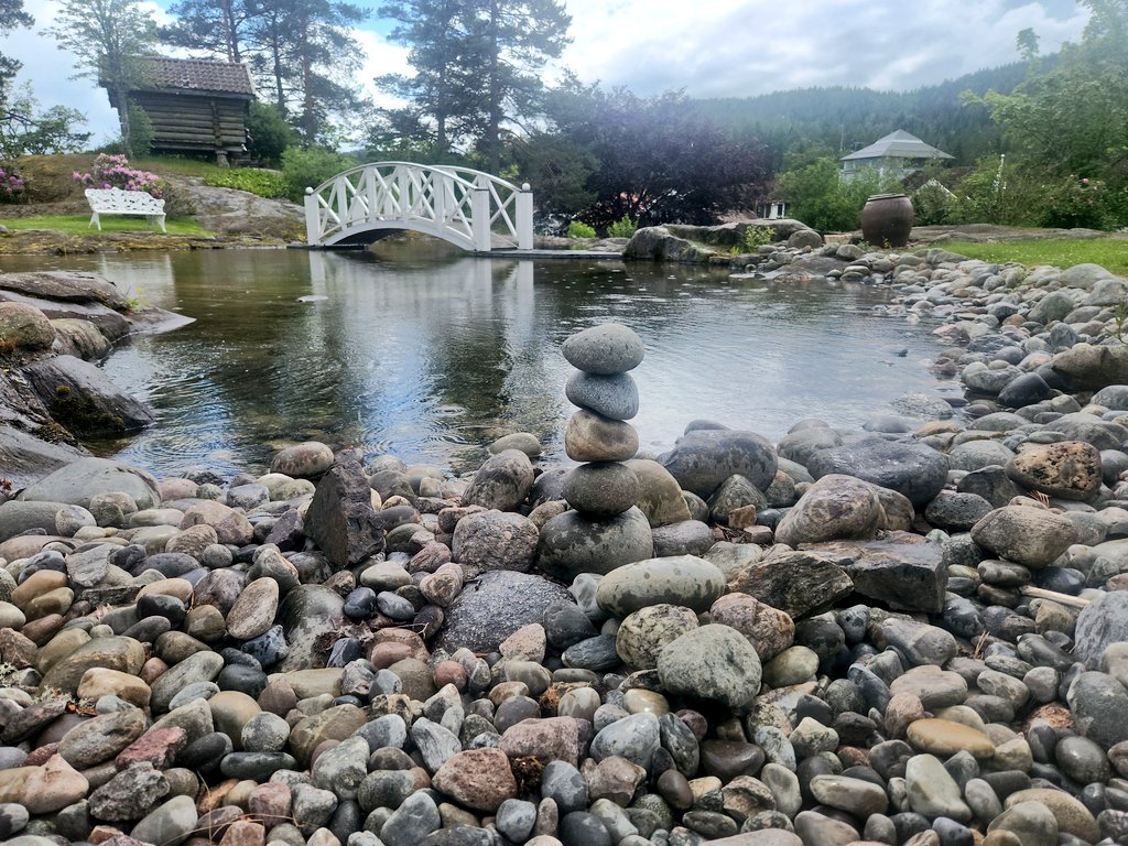 alouibrahim92's tweet photo. #RockStack by #Sentinel https://t.co/nyYlbFdGRY