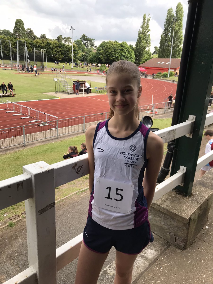 Well done to Rivaa and Ines for both coming 2nd in their heat for the 75M hurdles at the Track and Field Cup final 🥳🥈🌟🏃‍♀️