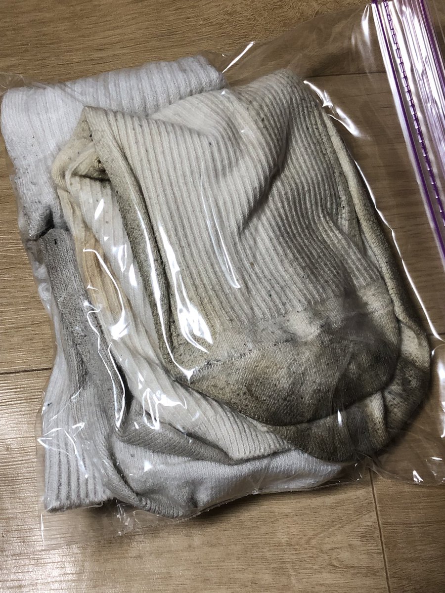 5일 신어서 냄새나는 양말 + 몇년동안 한번도 안 빤 양말
#남자흰양말 #남자양말판매 #남자양말 #남자신던양말 #남자발페티쉬 #남자발