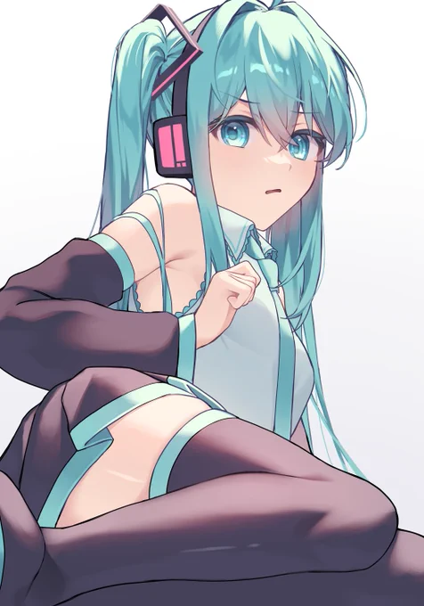 あまりジロジロ見ないでくださいマスター。#初音ミク 