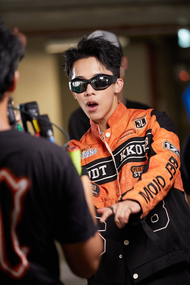 hypetrain_ent's tweet photo. 📌 Behind The Scenes “WYLE OUT” 🔥
📸 More Photos : https://t.co/ThUUthT03Q
“WYLE OUT” ซิงเกิ้ลใหม่จาก OG BOBBY ft. Mega Perk OUT NOW!
🎧 ‘WYLE OUT’ Release now on all streaming platforms!
🔗 https://t.co/HjqrB1FtwO
#WYLEOUT
#OGBOBBY #MegaPerk
#HYPETRAIN https://t.co/bbJREooaKM