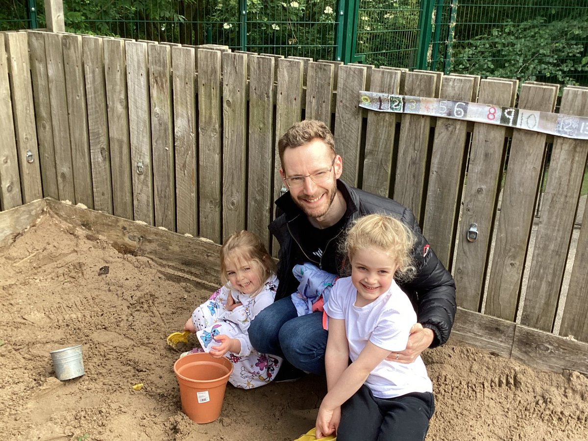 HorwichParishCE's tweet image. A smashing turnout this morning for our special Fathers Day event 😀 #HPYR #Fathersdayfun