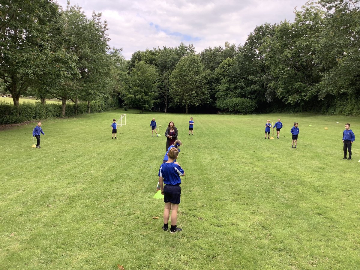 WhitegateCedar tweet media