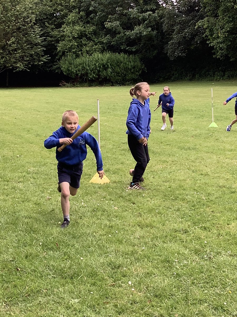 WhitegateCedar tweet media