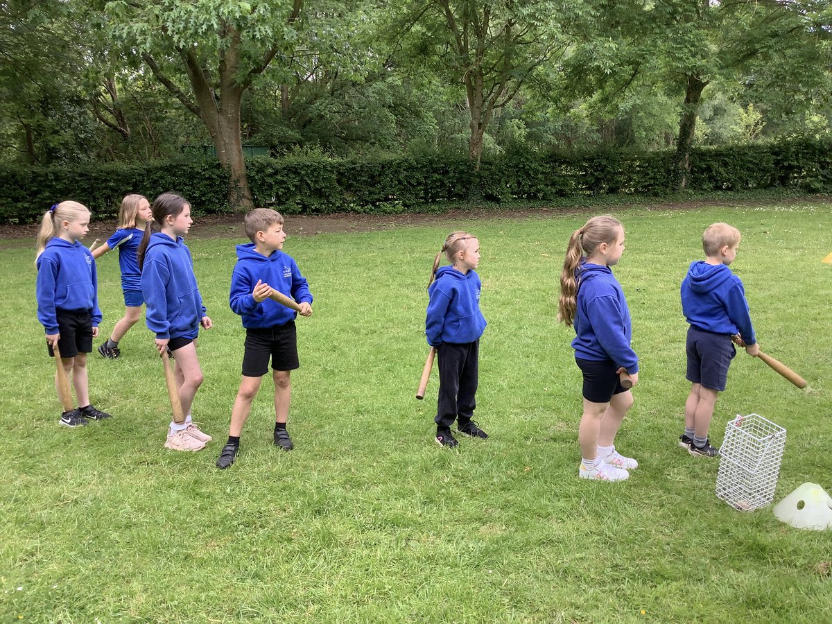 WhitegateCedar tweet media