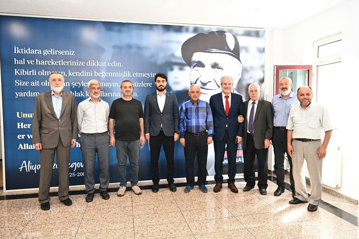 📍Nezaket Ziyaretleri 

İlçe Başkanımız ve beraberindeki heyet Mamak Belediye Başkanı Veli Gündüz Şahin Bey'e Hayırlı olsun ziyaretinde bulundu. 

Görüşmede Gençlik Faaliyetleri ile ilgili fikir alışverişinde ve istişarelerde bulunuldu.