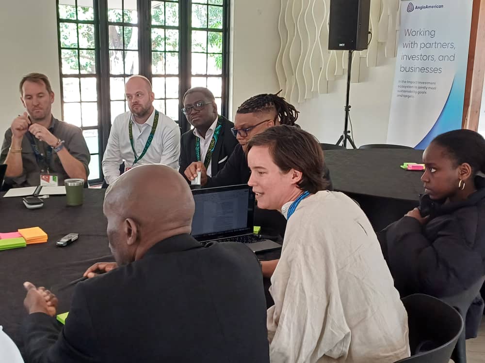 AgovaSV's tweet photo. Day 2 of the #ICA2024!
@IBaseden, our Director of Strategic Growth, leading an engaging discussion on SME development and how SMEs are adapting to the challenges of climate change.

@impactcapafrica  #Climateresilience #SMEdevelopment https://t.co/7wU8eqwzmf