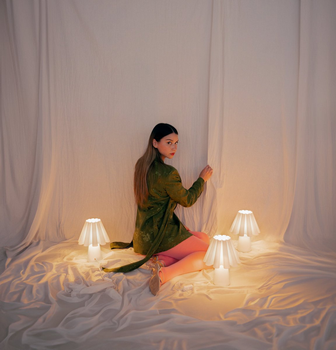 MinaWright's tweet photo. MY RUFF LAMP IS OUT!!!

I’m thrilled to share this beautiful lamp with the world! It’s a project that I’ve been working on for a long time, crafted with a lot of love and care.

12 of them are available with free shipping!

ORDER LINK IN BIO ☝🏻🌞
#RuffLamp #Lamp #3Dprinting https://t.co/TtLq739lP4
