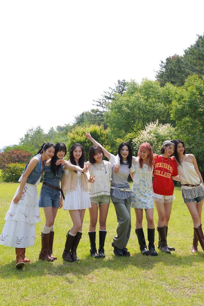 hae_rim98's tweet image. 📸[2024.06.12] Genie magazine post update with Elly 

#WekiMeki #위키미키 #ELLY #엘리 #CoinciDestinyOutNow
#WekiMekiYouAreOurDestiny