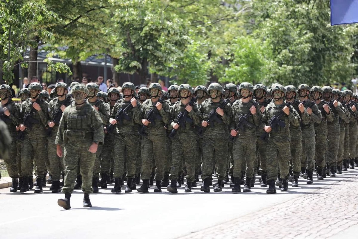 kosovanfooty_EN's tweet photo. Happy Liberation Day Kosovë! 🇽🇰

June 12 marks the 25th anniversary of the withdrawal of Serbian military forces from #Kosova, ending the Serbian occupation.

Lavdi dëshmorëve të kombit! 🇦🇱 https://t.co/oj7jJUojWF