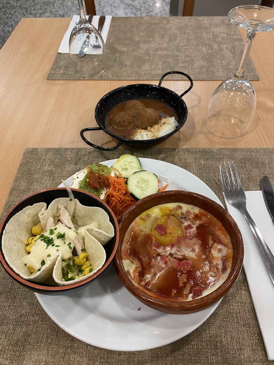 RHS French Dept tweet media