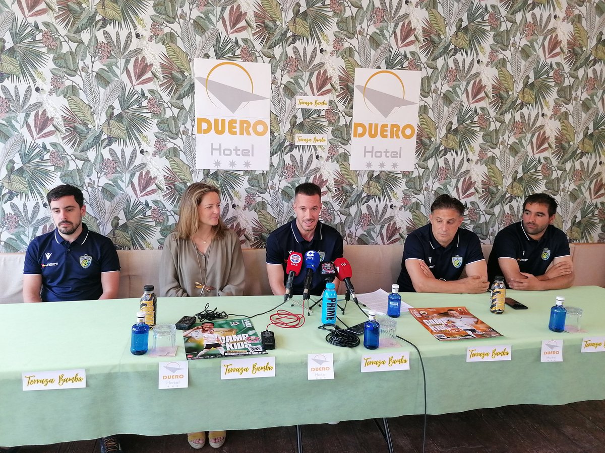 ⚽ <a href="/Victor4Mongil/">Victor Mongil Adeva</a> presenta una nueva edición de <a href="/KidsCampVA/">CampKidsVA</a>, campus formato <a href="/KingsLeague/">Kings League Spain</a>

🗓 Del 1 al 5 de julio en Parquesol y del 8 al 12 en La Victoria

🗣️ "Ha venido para quedarse"

🗣️ "Hay ya 100 niños inscritos en ambas sedes"

🗣️ "Queremos ampliarlo a otros municipios"