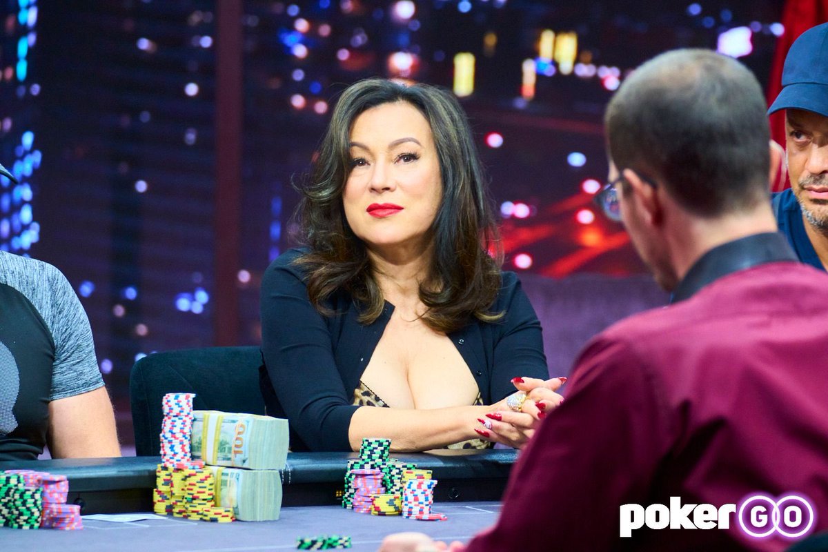 PocketQueensPkr's tweet photo. Jennifer Tilly
•@JenniferTilly, an Academy Award-nom actor, has also made her mark in the poker world with a WSOP bracelet and over 1MM in MTT. Tilly has been a high-profile ambassador for poker, helping to bring the game to a wider audience thru her celebrity status.5/🧵 https://t.co/6OkJNbZJgb