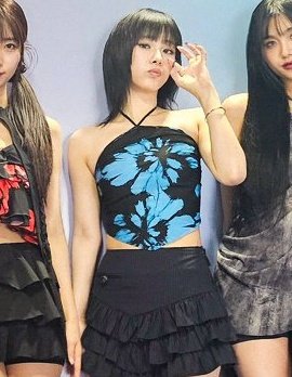 thinkermia's tweet photo. oh han mia https://t.co/QcoUDjt23N