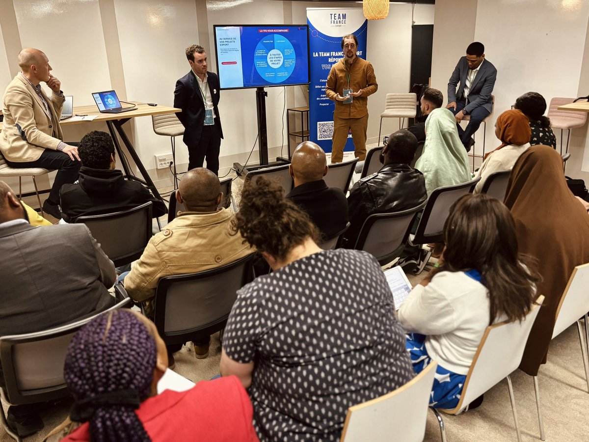 Business France tweet media