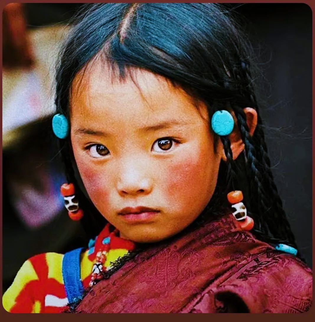 TaraSaveUs's tweet photo. ཁྱོད་རང་འཐུས་ཤོར་དུ་འགྲོ་བཞིན་པ་ནི་གོ་སྐབས་དང་ལམ་འགྲོ་མེད་པ་མ་ཡིན་པར། ཚད་ལས་འདས་པའི་ཐེ་ཚོམ་ཀྱིས་གང་བས་ཡིན།
You are not failing because of lack of opportunity or luck, but because of being overwhelmed by uncertainty. #FindingClarity #SuccessMindset #Rise #Opportunity #Luck https://t.co/hgSH29v1B7