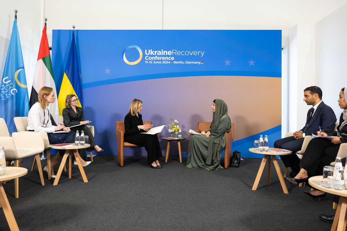 Olena Zelenska Foundation (@zelenska_fnd) on Twitter photo First Lady <a href="/ZelenskaUA/">Olena Zelenska / Олена Зеленська</a> met with Partners of the <a href="/Zelenska_FND/">Olena Zelenska Foundation</a> at #URC2024
The UAE actively supports the Foundation's projects.
During a meeting with Reem AI Hashemi, thanked for help in building 10 houses for large foster families as part of our “Room of Childhood” project. First Lady <a href="/ZelenskaUA/">Olena Zelenska / Олена Зеленська</a> met with Partners of the <a href="/Zelenska_FND/">Olena Zelenska Foundation</a> at #URC2024
The UAE actively supports the Foundation's projects.
During a meeting with Reem AI Hashemi, thanked for help in building 10 houses for large foster families as part of our “Room of Childhood” project.