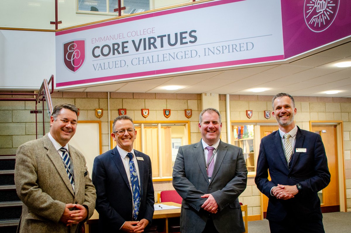 Emmanuel College tweet media