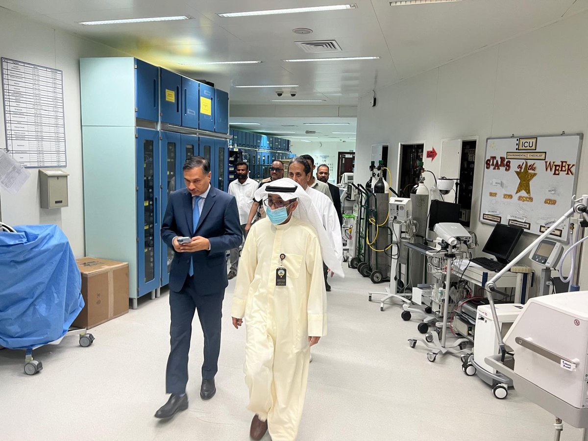 thetimespatriot's tweet image. #Update | Adarsh Swaika, Ambassador of India to Kuwait, visited Al-Adan hospital where over 30 Indian workers injured in today's fire are admitted. He met patients &amp;amp; assured them of full assistance from the Embassy. Hospital authorities report almost all are stable #IndiaInKuwait