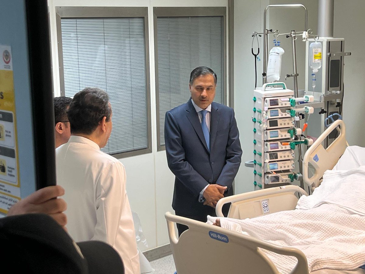 thetimespatriot's tweet image. #Update | Adarsh Swaika, Ambassador of India to Kuwait, visited Al-Adan hospital where over 30 Indian workers injured in today's fire are admitted. He met patients &amp;amp; assured them of full assistance from the Embassy. Hospital authorities report almost all are stable #IndiaInKuwait
