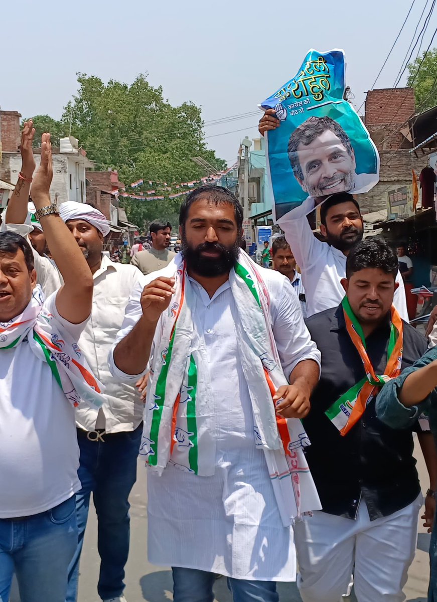 Inc_AasimAli's tweet photo. @IYC अध्यक्ष रूप मे युवाओं को ज़मीनी युवा चांडी ओमेन जैसे युवा तुर्क कि जरुरत हैँ जिसमे जोश हो राजनीतीक समज के साथ राजनीतीक विरासत हो हिंदी भाषा पर जिसकी पकड़ हो  @RahulGandhi @kharge @priyankagandhi @NasirHussainINC @gurdeepsappal @kcvenugopalmp
@Ajay_reporter @LutyensMediaIN https://t.co/t9gif2J5Qv